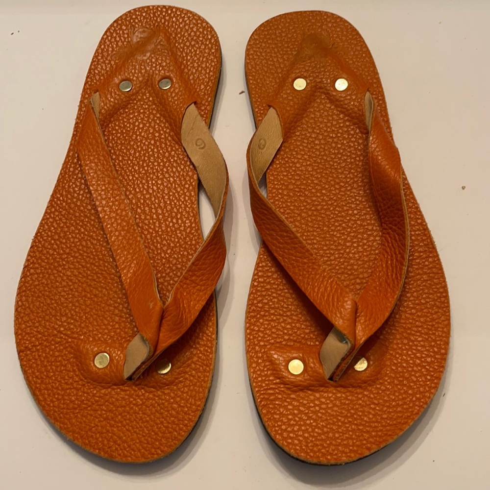 Sandal